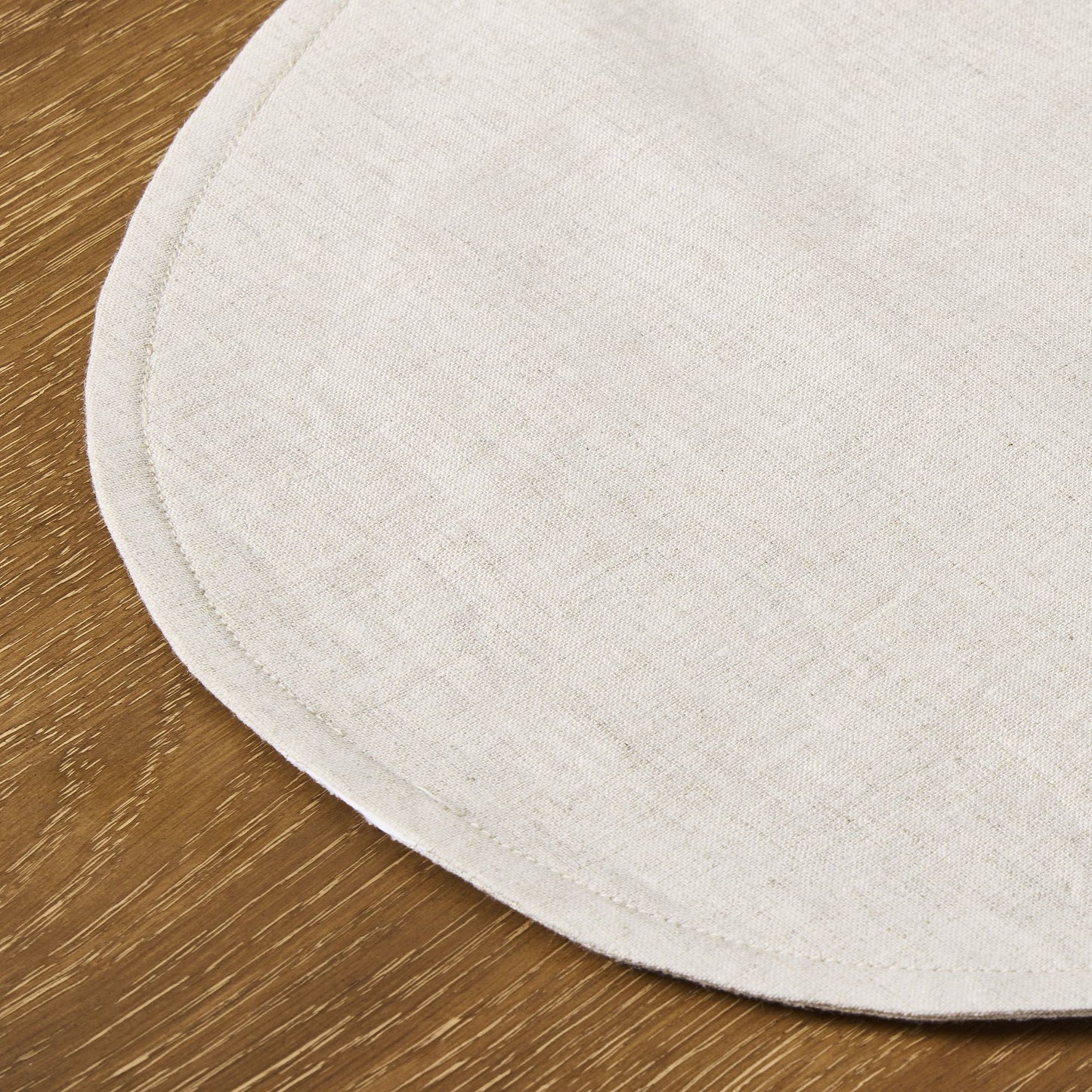 Cyber Clothing - European Linen Oval Placemats