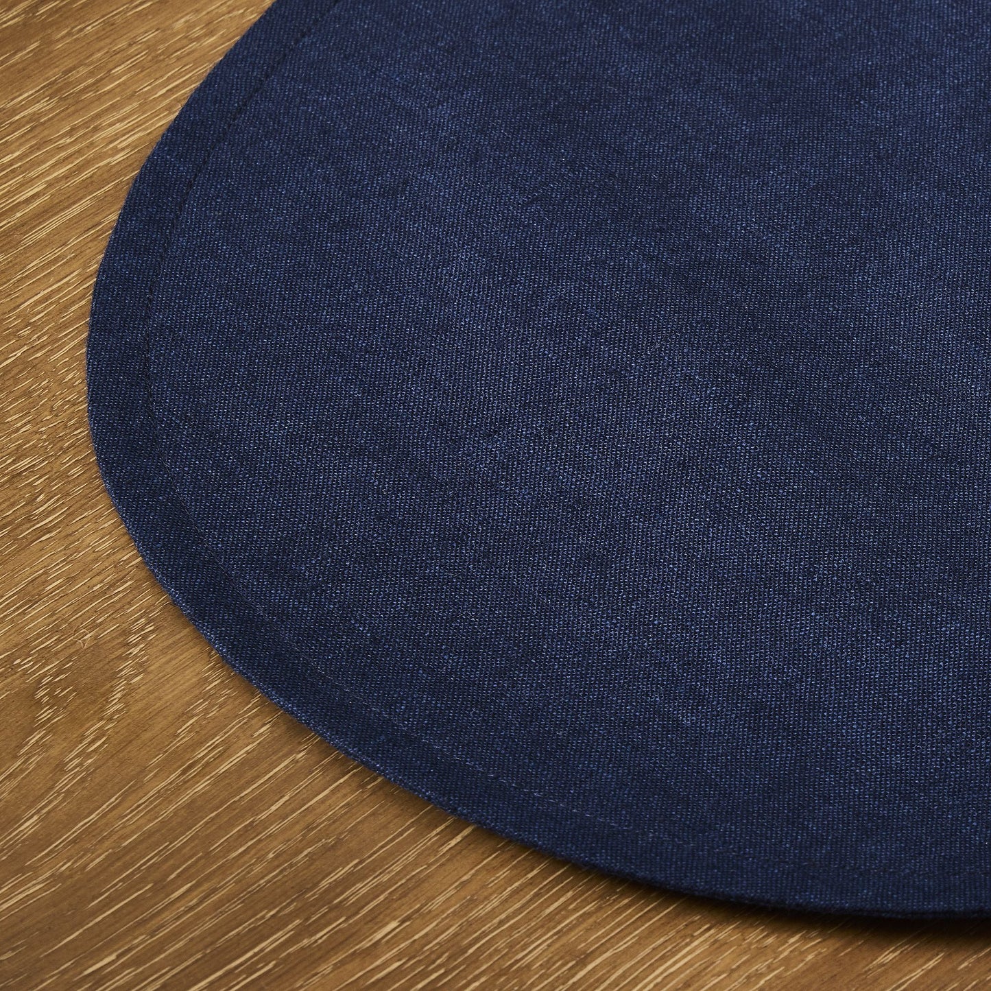 Cyber Clothing - European Linen Oval Placemats